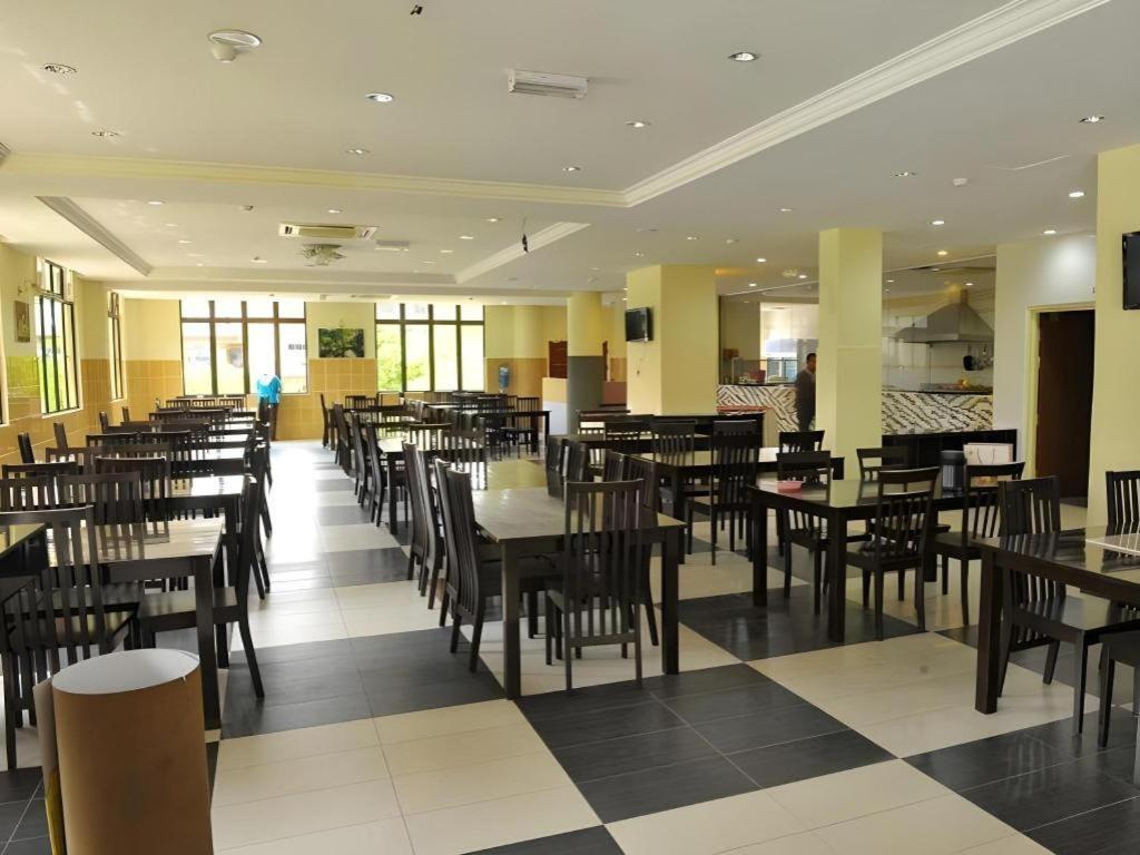 City Times Hotel Kuantan Exterior foto