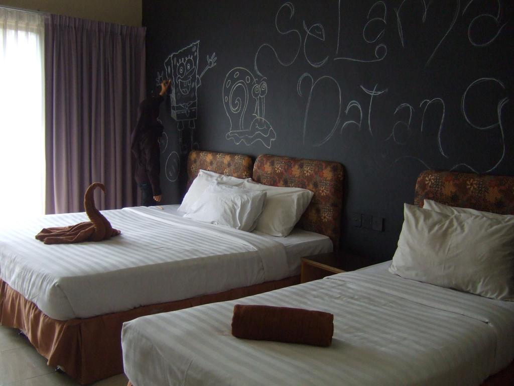 City Times Hotel Kuantan Exterior foto