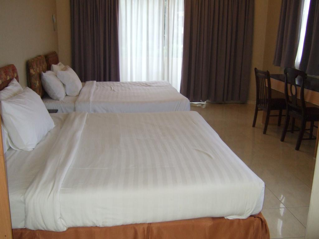 City Times Hotel Kuantan Exterior foto