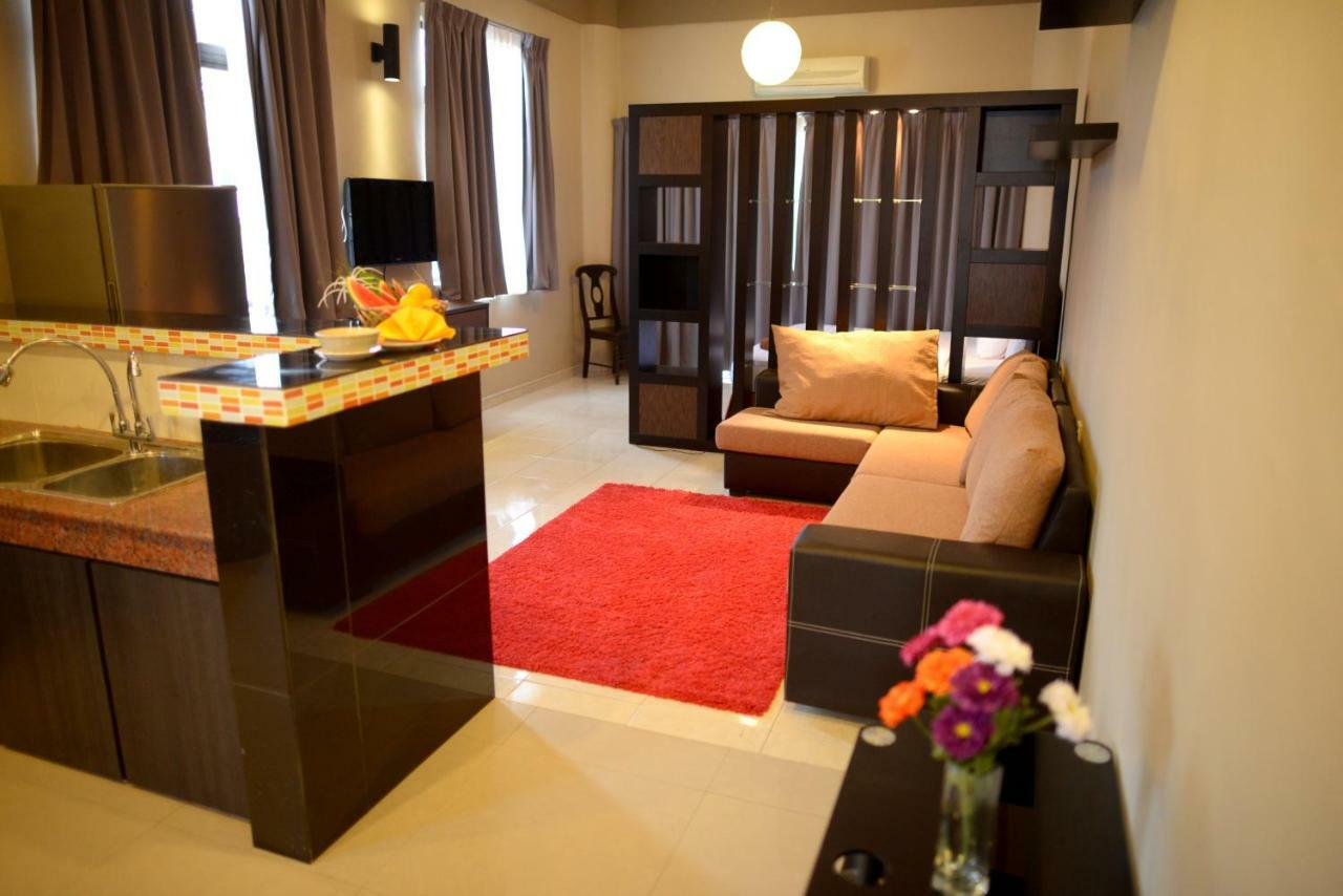 City Times Hotel Kuantan Exterior foto